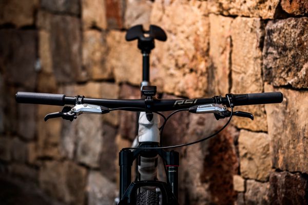 Nové brzdy Sram Stealth