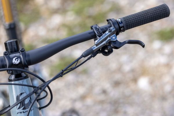 Pivot Shuttle SL Team XTR