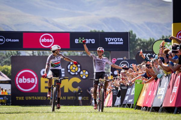 Cape Epic 2023 - 2. etapa - druhé letošní etapové vítězství pro Chrise a Matta