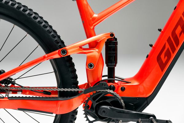 Giant Stance E+ 2023