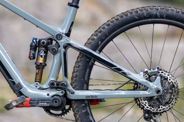 Pivot Shuttle SL Team XTR