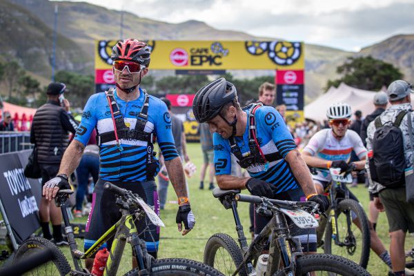 Cape Epic 2023 - 1. etapa - Gonda & Fišnar