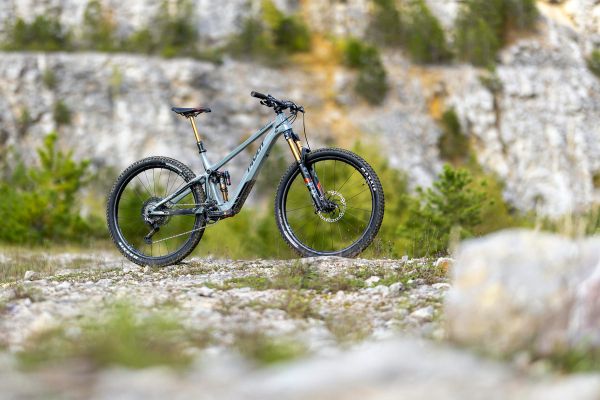 Pivot Shuttle SL Team XTR