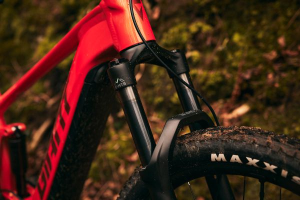 Giant Stance E+ 2023