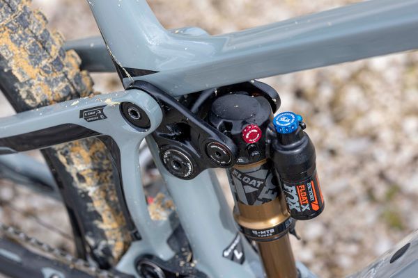Pivot Shuttle SL Team XTR