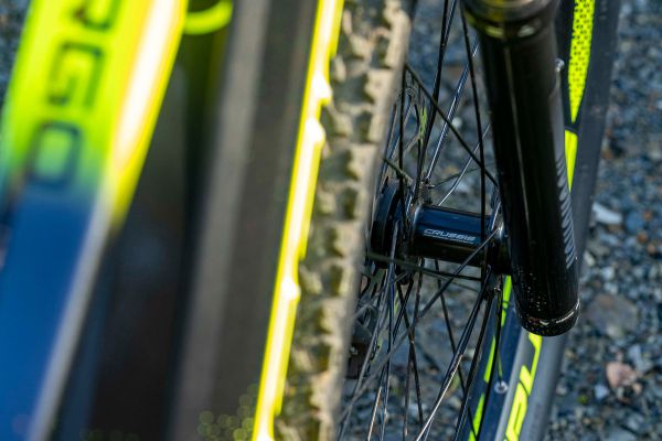 Crussis PAN-Largo 9.8