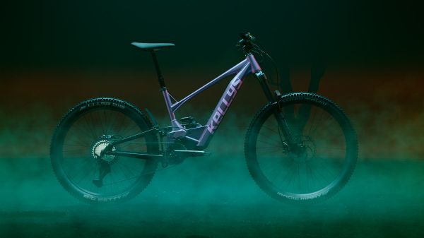 Kellys Theos R series