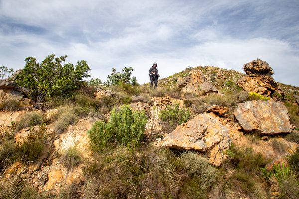 Cape Epic 2023 - 3. etapa - Michal Červený šplhá za obrázky