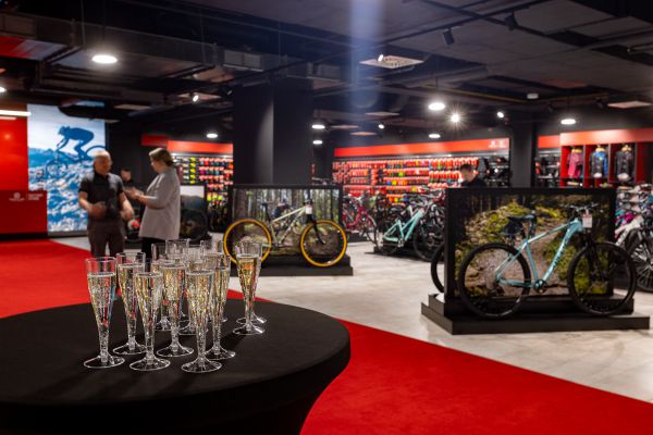 Kellys Factory Store Hradec opening