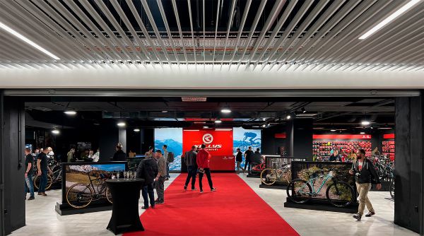 Kellys Factory Store Hradec opening