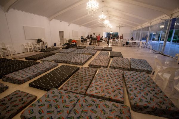 Cape Epic 2023 - 7. etapa - nouzové bydlení pro novináře