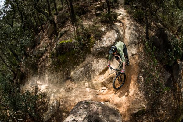 Propain Tyee 2023 - testování v Gironě