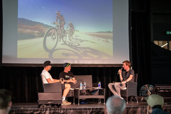 Prague Bike Fest 2023 - jedna z mnoha besed - zde Kristián Hynek a Michal Červený o Cape Epic
