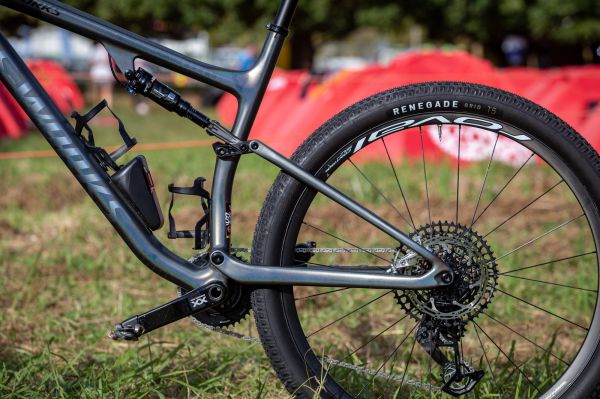 Specialized Epic EVO Matta Beerse