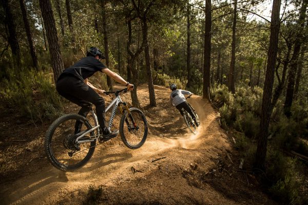 Propain Tyee 2023 - testování v Gironě