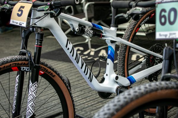 SP Lenzerheide 2023 - špacír týmovým zázemím