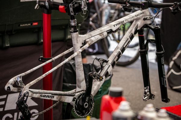 SP Lenzerheide 2023 - špacír týmovým zázemím