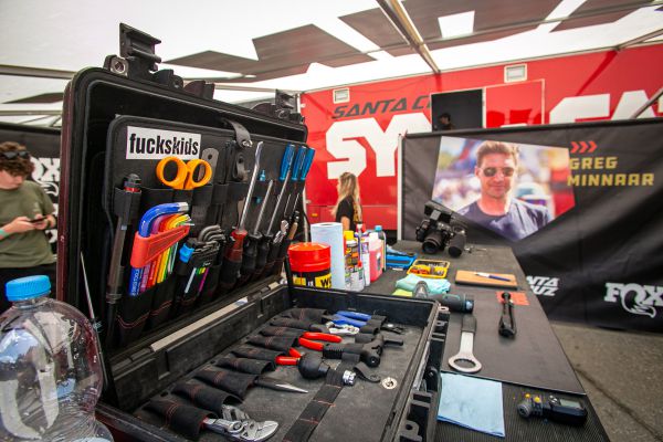 SP Lenzerheide 2023 - špacír týmovým zázemím