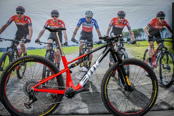 SP Lenzerheide 2023 - špacír týmovým zázemím