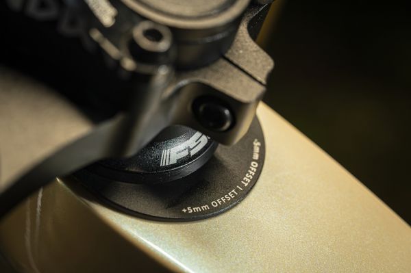 Giant Glory Advanced 2024