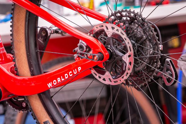 SP Lenzerheide 2023 - špacír týmovým zázemím