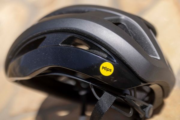 Giro Aries Spherical