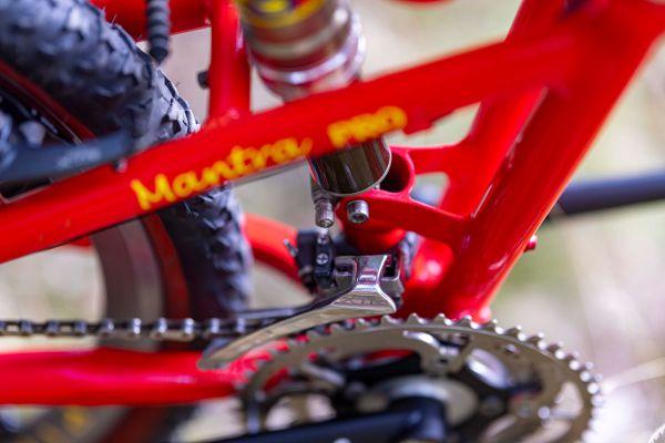 Klein Mantra Pro retro z devadesátek