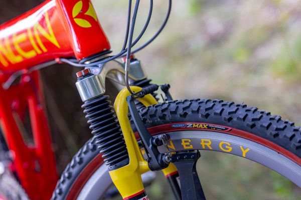 Klein Mantra Pro retro z devadesátek