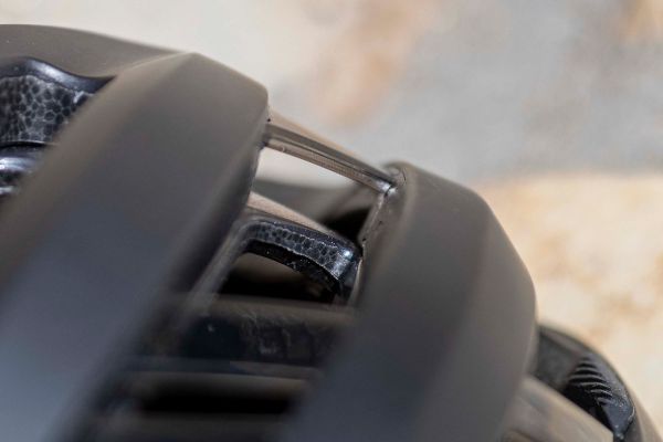 Giro Aries Spherical