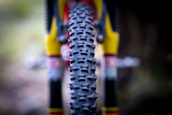 Klein Mantra Pro retro z devadesátek