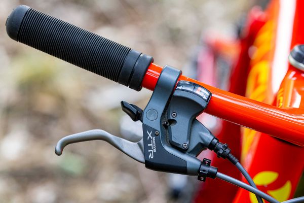 Klein Mantra Pro retro z devadesátek