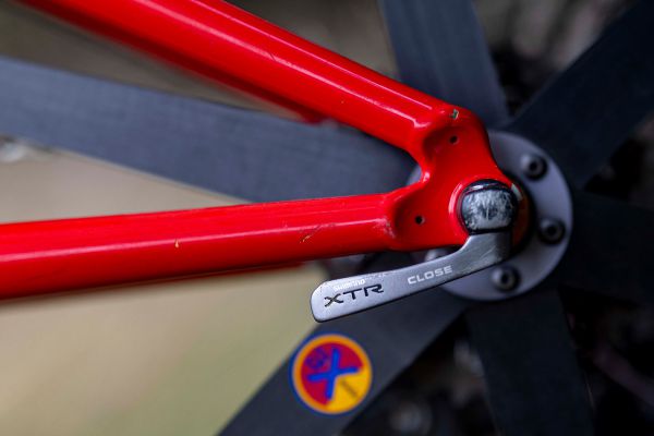 Klein Mantra Pro retro z devadesátek