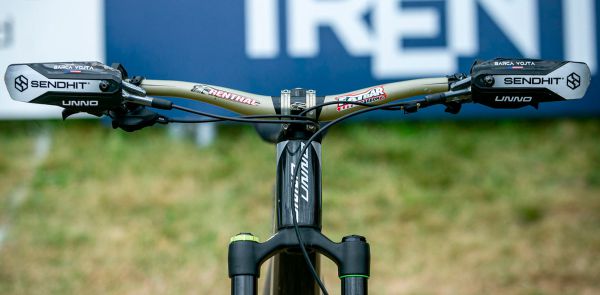 UNNO Burn Barči Vojta Průdkové