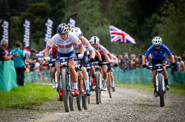 MS 2023 - Glasgow - čelo kontrolovala Pieterse a Richards, Prevot se schovávala