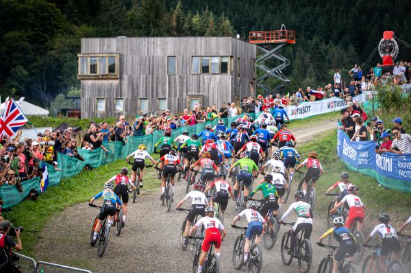 MS 2023 - Glasgow - start žen