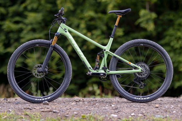 Pivot Mach 4 SL World Cup