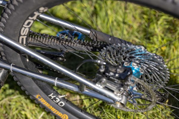 6T9 enduro Přemka Tejchamana