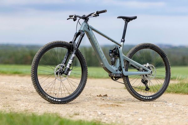 Ghost Path Riot CF Advanced