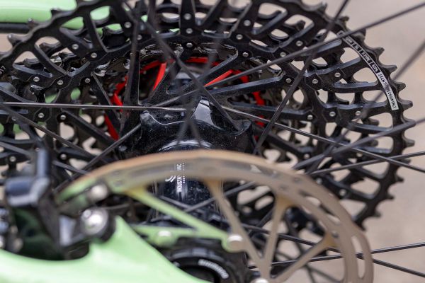 Pivot Mach 4 SL World Cup