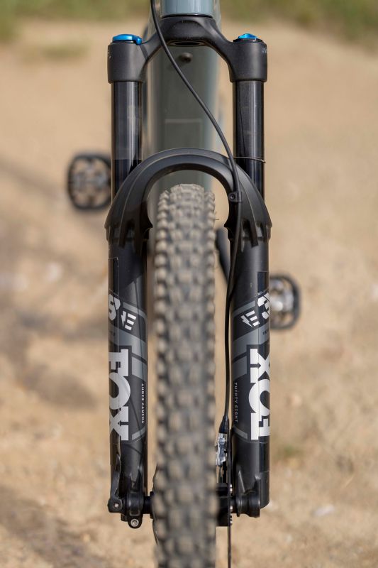 Ghost Path Riot CF Advanced