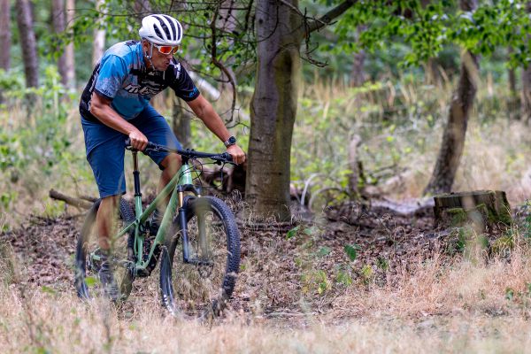 Pivot Mach 4 SL World Cup