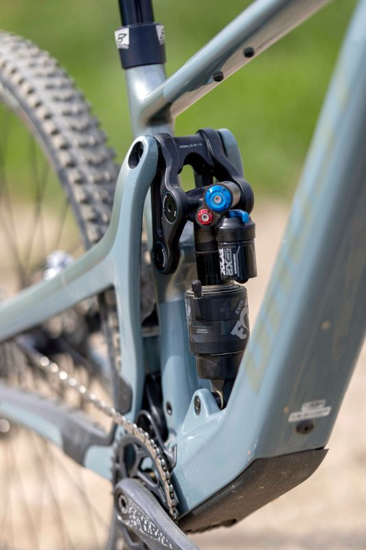 Ghost Path Riot CF Advanced