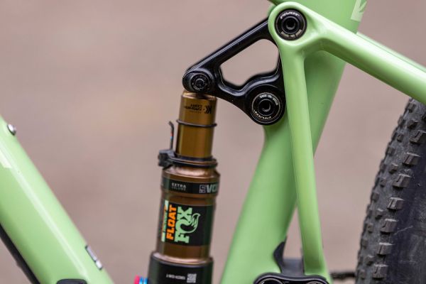 Pivot Mach 4 SL World Cup