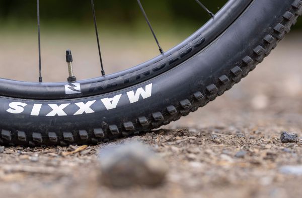 Pivot Mach 4 SL World Cup