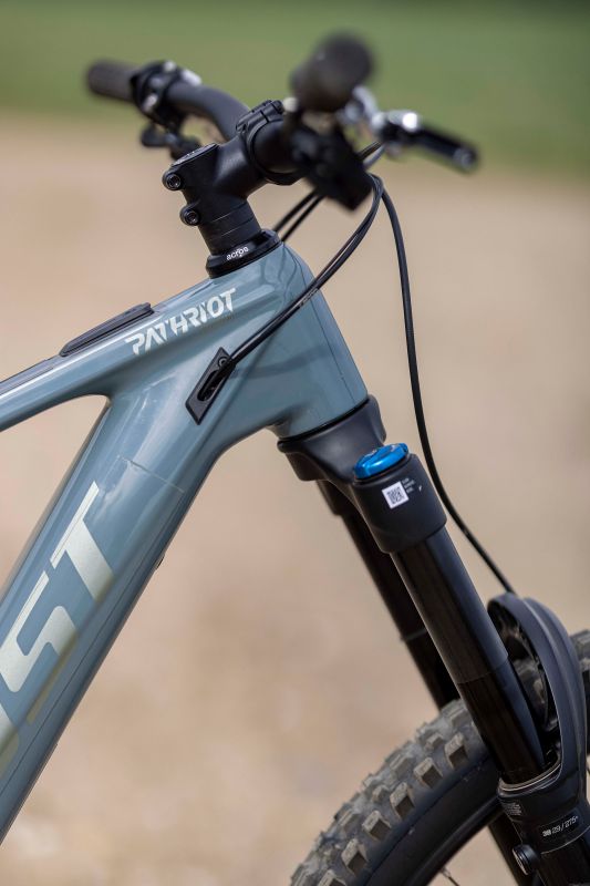 Ghost Path Riot CF Advanced