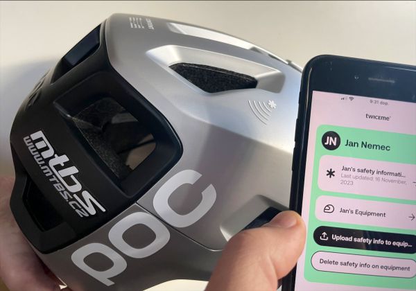 Přilba POC Kortal Race MIPS