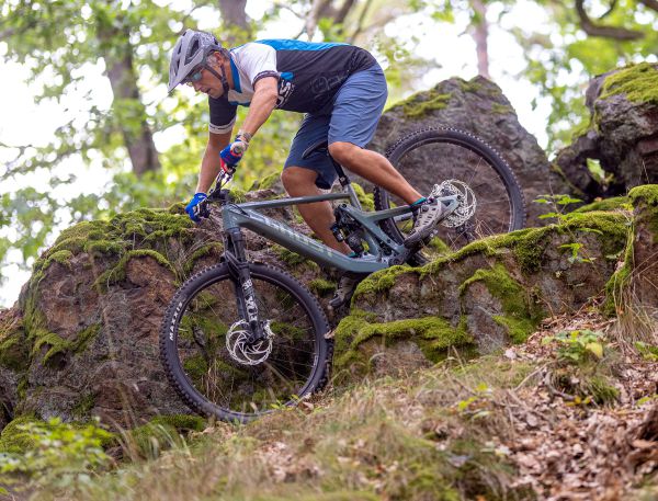 Ghost Path Riot CF Advanced