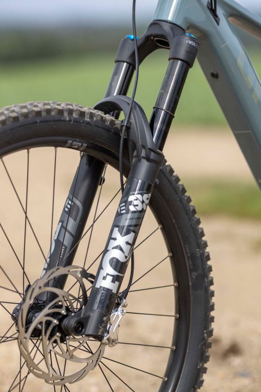 Ghost Path Riot CF Advanced