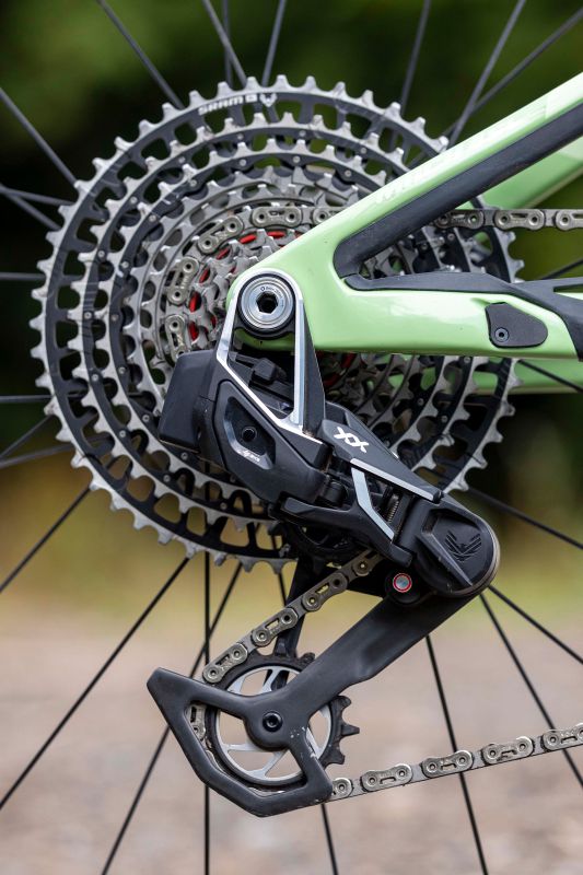 Pivot Mach 4 SL World Cup