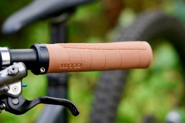 WTB gripy 2024
